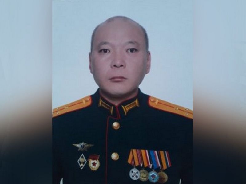 В Улан-Удэ прощаются с офицером, погибшим полтора года назад В Улан-Удэ прощаются с офицером, погибшим полтора года назад