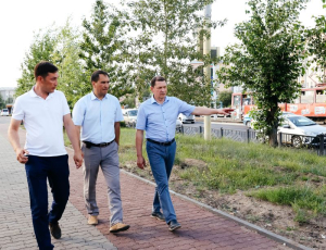 Мэр Улан-Удэ проверил ход ремонта улицы Бабушкина