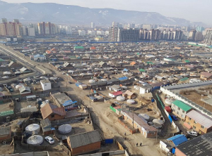 В столице Монголии на парламентских выборах голосует более миллиона избирателей