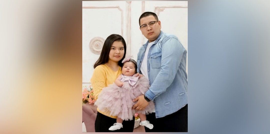 «родной ребенок» (1986);. Какие малышки есть в геншине. Тайная малышка. Сэмюэл хонивуд моя ужасная няня. Фотосессия детей с клубникой.