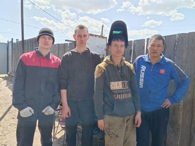 Улан-удэнцы осваивают новые навыки, чтобы помогать военным из Бурятии