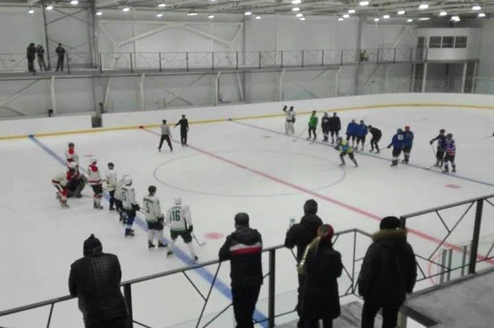 На новой ледовой арене в Улан-Удэ прошла тестовая игра в хоккей