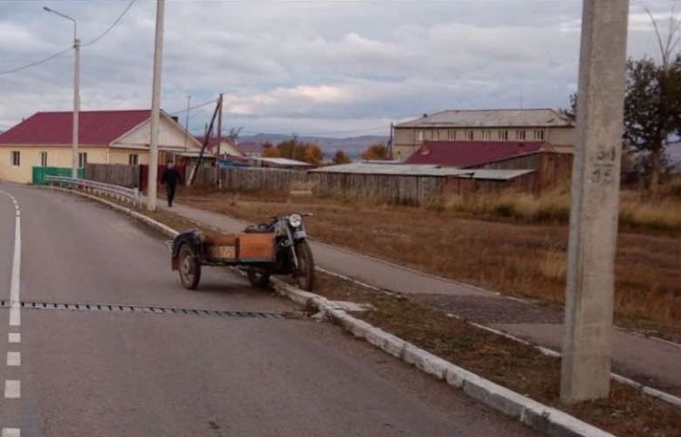 В Бурятии два мотоциклиста погибли после столкновения со столбом В Бурятии два мотоциклиста погибли после столкновения со столбом