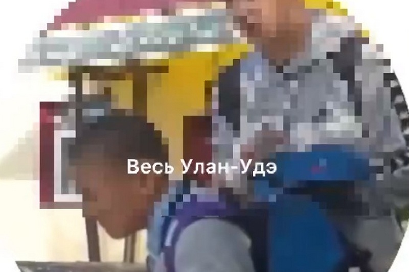 В Улан-Удэ прокуратура проверяет информацию о вымогательстве денег у малышей в школе № 54 В Улан-Удэ прокуратура проверяет информацию о вымогательстве денег у малышей в школе № 54