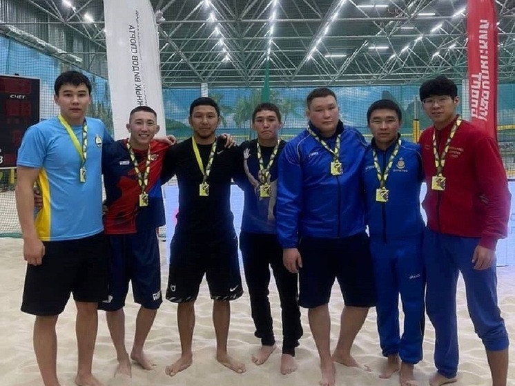 Борцы из Бурятии завоевали 8 медалей на чемпионате России