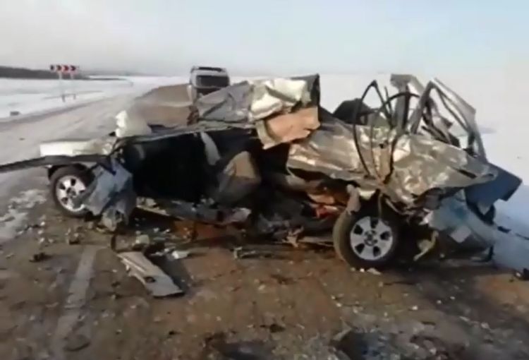 В Бурятии неопытный водитель устроил жуткое ДТП В Бурятии неопытный водитель устроил жуткое ДТП