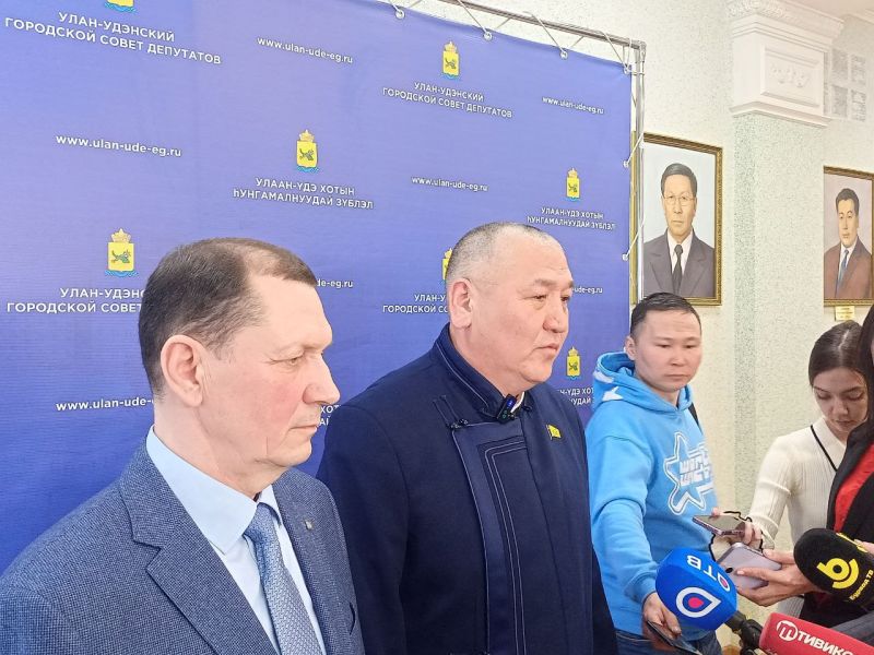 Чимит Бальжинимаев об отчете мэра Улан-Удэ: Город развивается, город движется вперед Чимит Бальжинимаев об отчете мэра Улан-Удэ: Город развивается, город движется вперед