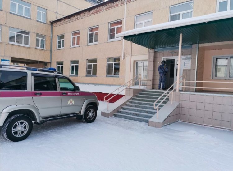 Житель Улан-Удэ устроил дебош в больнице Житель Улан-Удэ устроил дебош в больнице