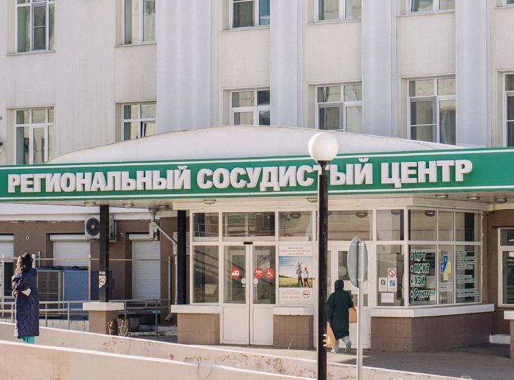 В Улан-Удэ танцору провели сложную операцию на мозге В Улан-Удэ танцору провели сложную операцию на мозге