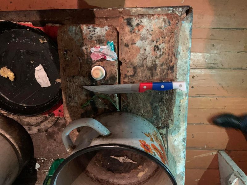 В Бурятии молодая сельчанка зарезала пожилого сожителя В Бурятии молодая сельчанка зарезала пожилого сожителя