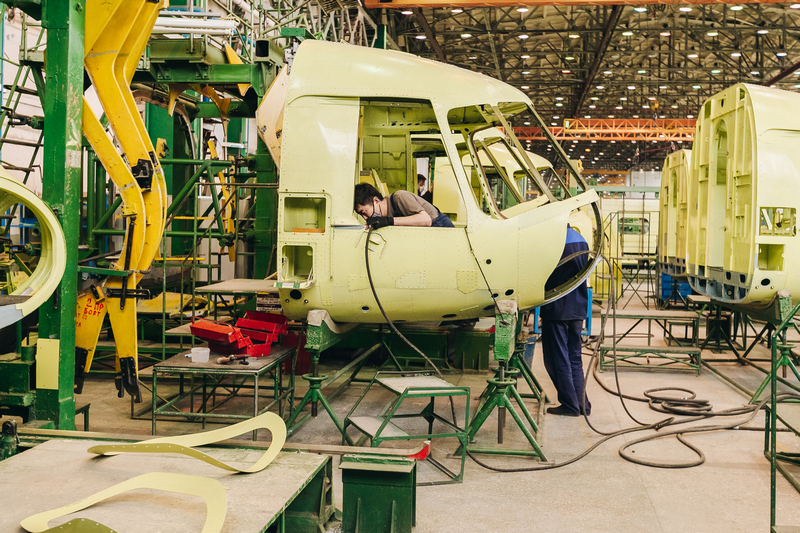 Средняя зарплата на У-УАЗ в прошлом году составила 54,5 тыс рублей Средняя зарплата на У-УАЗ в прошлом году составила 54,5 тыс рублей
