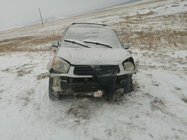 На трассе в Бурятии разбилась женщина На трассе в Бурятии разбилась женщина