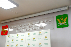 Судебные приставы взыскали с улан-удэнца 120 тысяч рублей за похищенные с сотовой вышки аккумуляторы