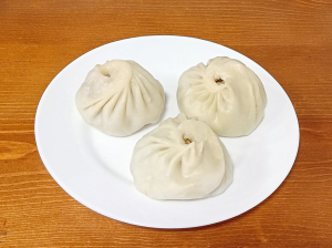 Туристов, живущих в гостиницах Улан-Удэ, бесплатно накормят буузами