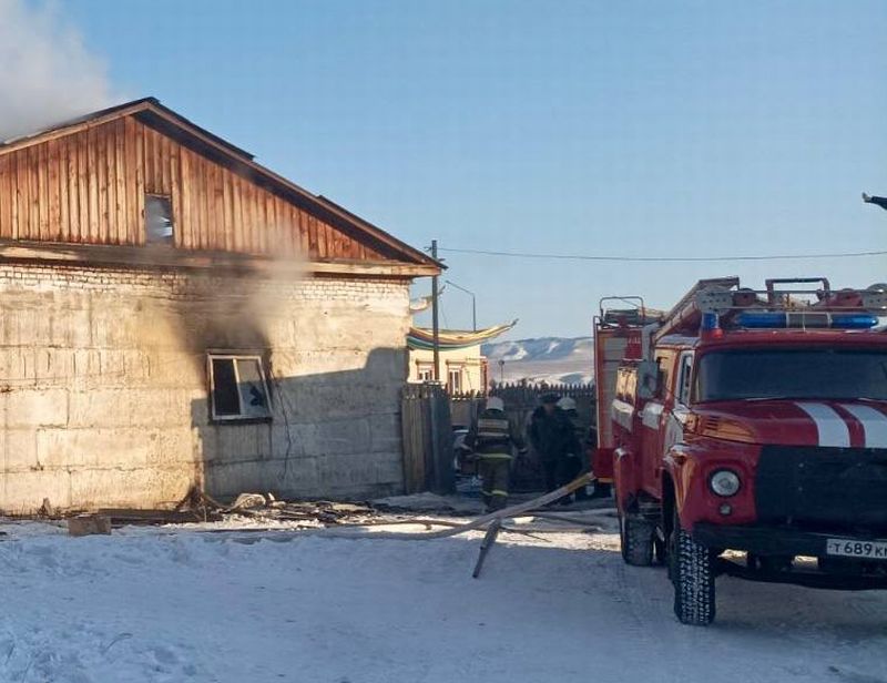В Бурятии произошел пожар на территории Иволгинского дацана