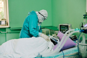 В Улан-Удэ врачи спасли ребенка с 70-процентным поражением легких