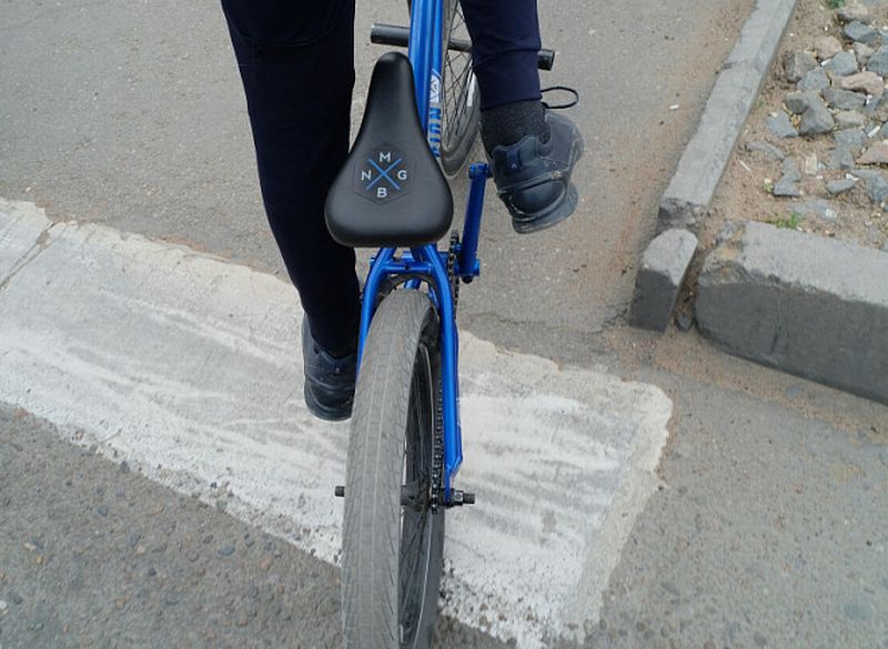 В Улан-Удэ подросток-мотоциклист сбил мальчика на велосипеде