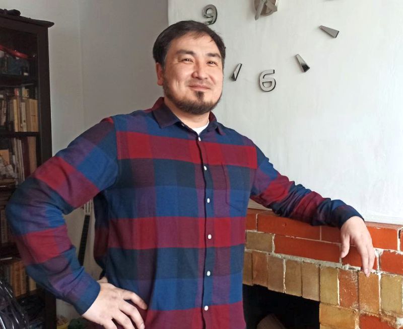 «Здесь не работают, а служат» «Здесь не работают, а служат»