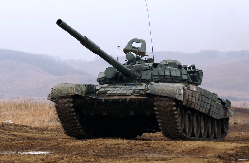 В Бурятии прошли экстремальные заезды танков и БМП 
