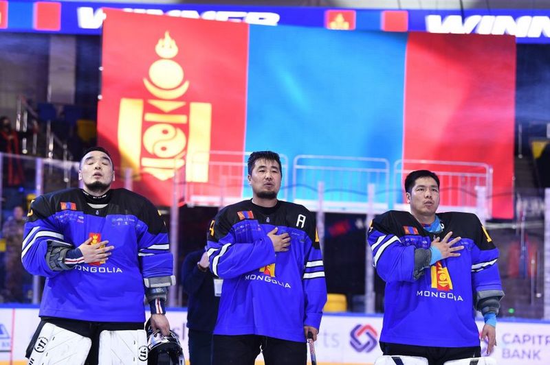 Сборная Монголии – вице-чемпион мира по хоккею