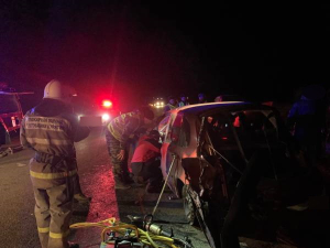 Спасатели в Бурятии вытащили мужчину из искореженного автомобиля