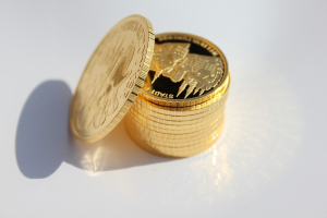 Жители Бурятии скупают золотые монеты 