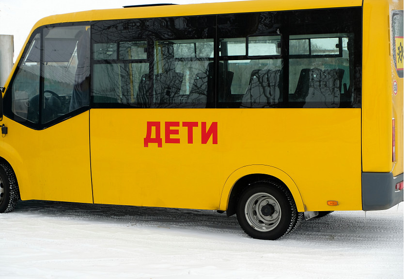 Бурятия получит новые кареты "скорой" помощи и школьные автобусы