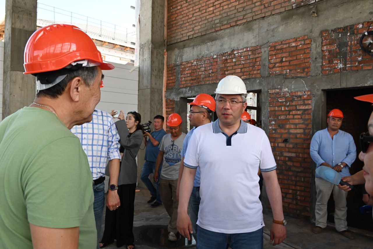 Глава Бурятии проинспектировал Кижингинский район | 19.06.2024 | Новости  Улан-Удэ - БезФормата