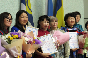 Лучшим педагогом бурятского языка в детсадах Улан-Удэ признана Евгения Бадмаева