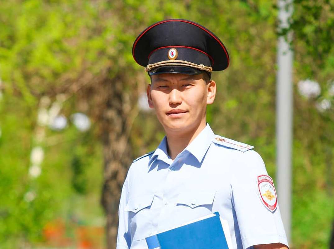 В Бурятии «народным участковым-2018» стал 26-летний Иван Илыгеев