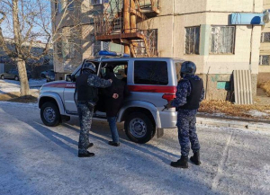 В Бурятии вооруженный ножом мужчина ворвался в банк