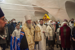 Глава Бурятии посетил богослужение в Свято-Одигитриевском соборе Улан-Удэ