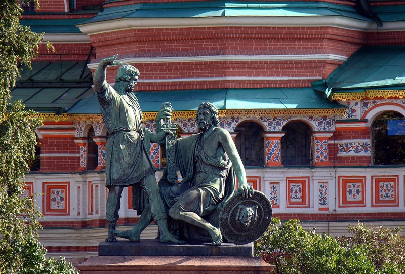 Праздник есть, дожить бы до единства Праздник есть, дожить бы до единства