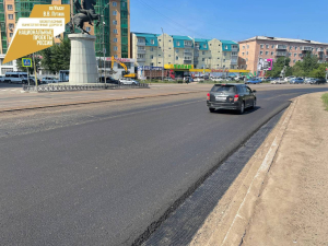 В Улан-Удэ продолжают ремонтировать дорогу по улице Борсоева