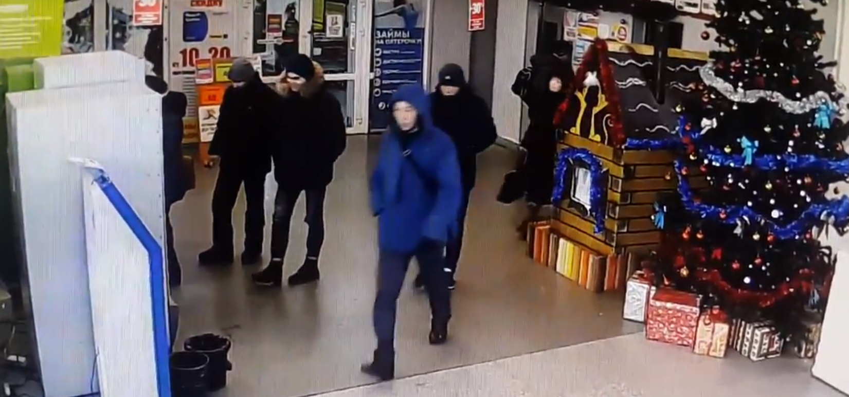 В Улан-Удэ разыскивают воришку дамской сумочки (Видео) В Улан-Удэ разыскивают воришку дамской сумочки (Видео)