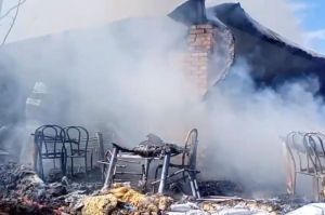 В Улан-Удэ потушили пожар в кафе