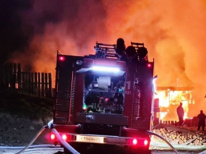 В Бурятии потушили пожар на горнодобывающем предприятии