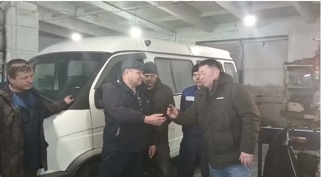 Пенсионер из Улан-Удэ пожертвовал личный автомобиль на нужды СВО 