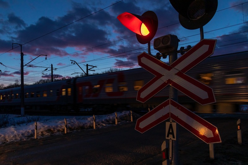 Движение через железнодорожный переезд в Тресково будет ограничено Движение через железнодорожный переезд в Тресково будет ограничено