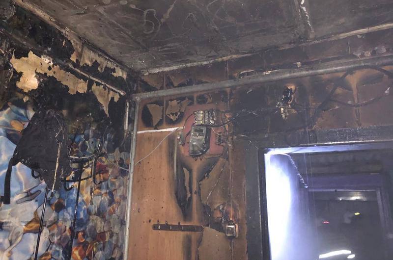 В Бурятии на пожаре в поселке Таксимо на пожаре пострадали три человека 