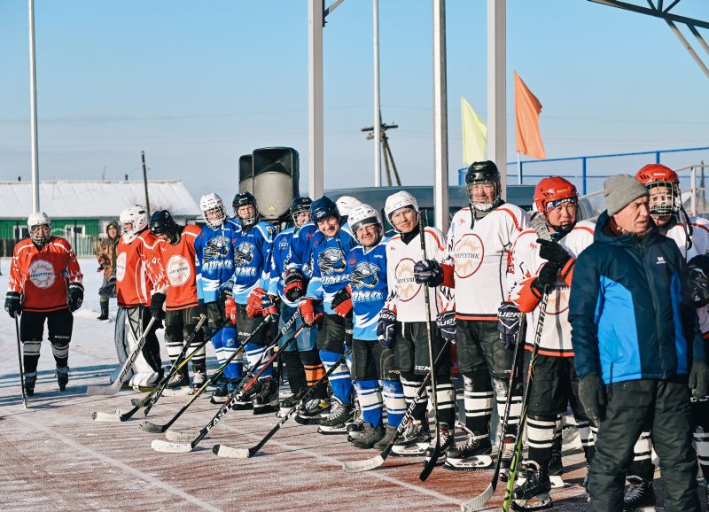 В Бурятии открыли новый спорткомплекс в селе Тохой В Бурятии открыли новый спорткомплекс в селе Тохой