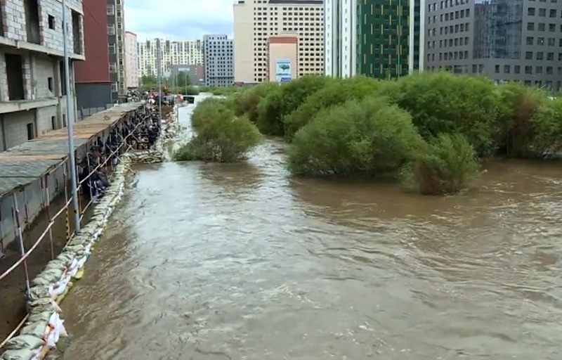 Проливные дожди затопили Улан-Батор, есть погибшие