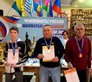 Житель Бурятии Александр Халтагаров стал чемпионом России по шашкам