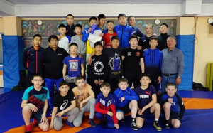 ЗГРП помогло детскому борцовскому клубу в Улан-Удэ купить форму