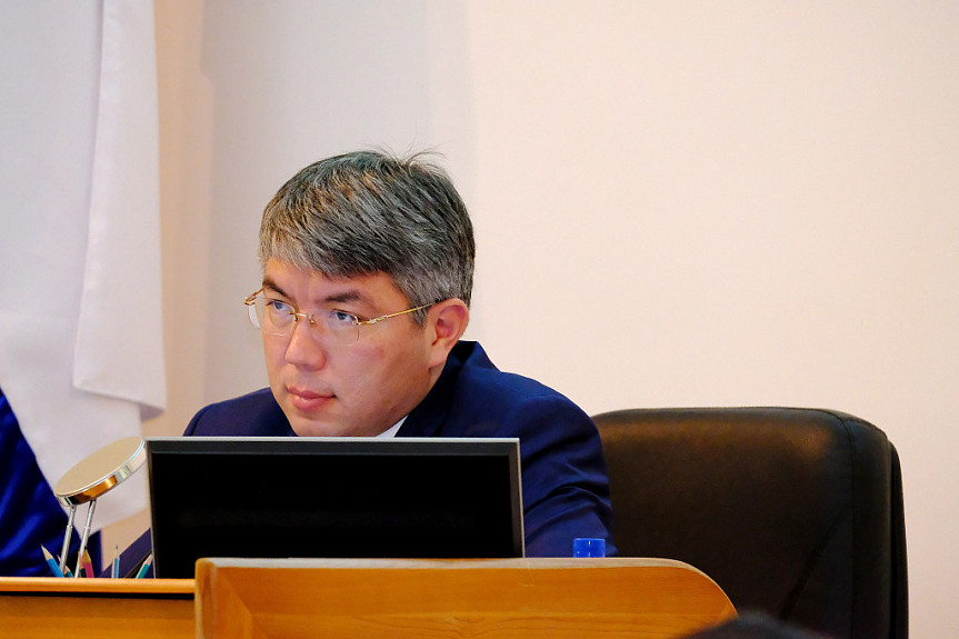 Алексей Цыденов выразил соболезнования губернатору Челябинской области 