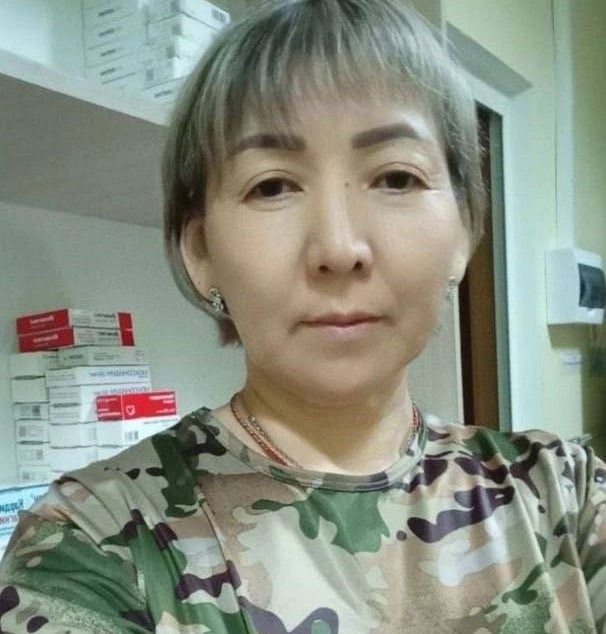 Медсестру из Бурятии наградили за помощь на СВО Медсестру из Бурятии наградили за помощь на СВО