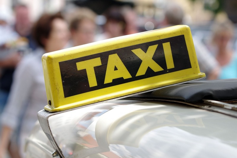 Проблемы таксистов Улан-Удэ решаются в Москве