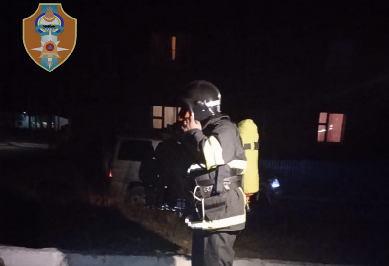В Бурятии в поселке Северомуйск горел многоквартирный дом В Бурятии в поселке Северомуйск горел многоквартирный дом