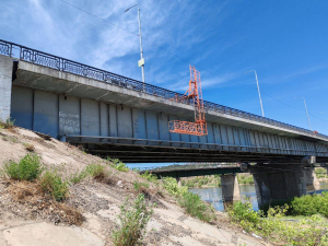 Из-за неокрашенного моста в Улан-Удэ закрыли дорогу
