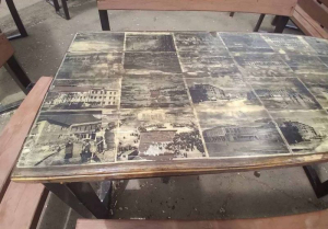 В Бурятии вандалы изуродовали столы на аллее
